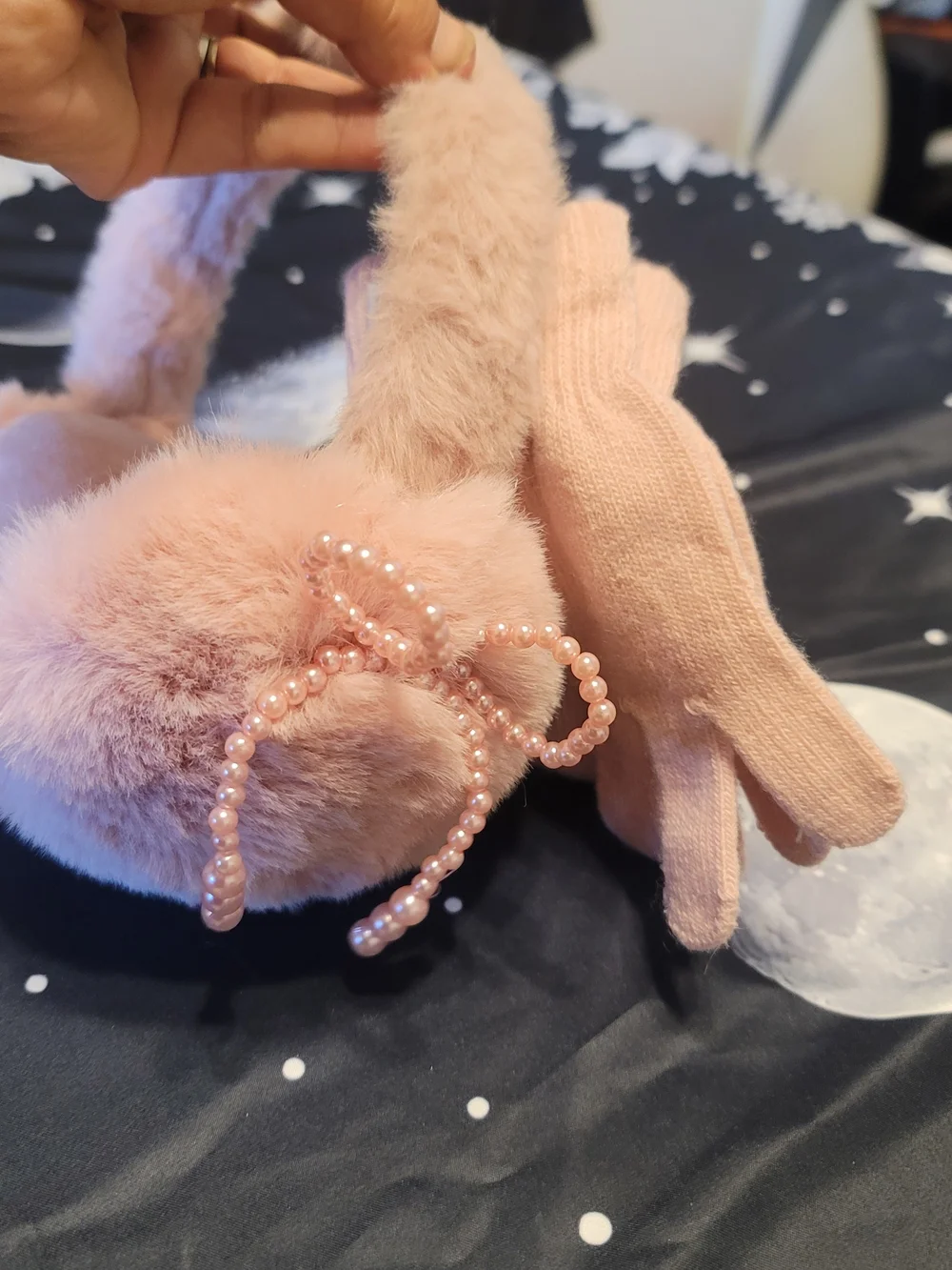Kids Plush Bow Earmuffs With Matching Mittens- Pink